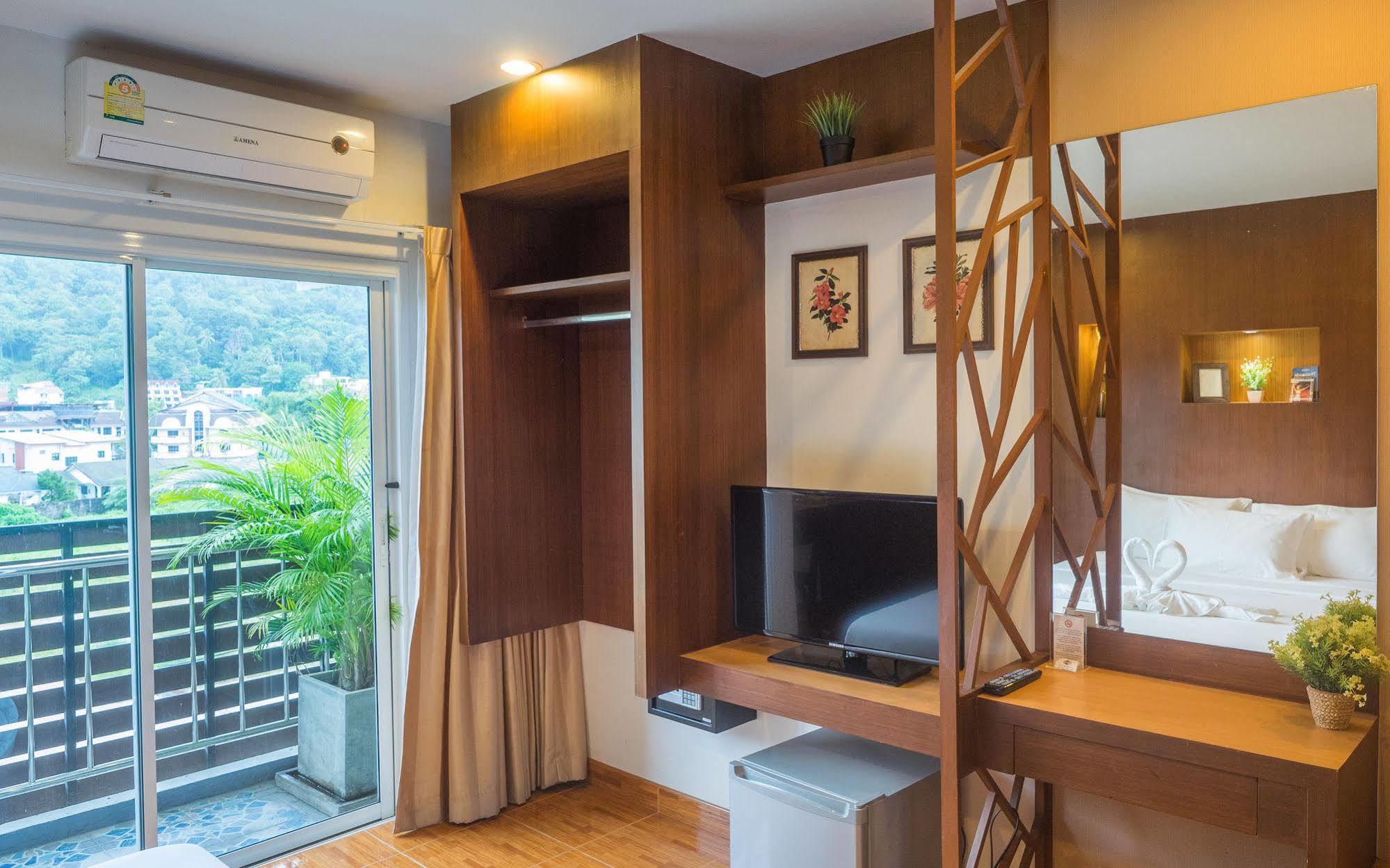 Tree Hug Home Patong Exterior foto
