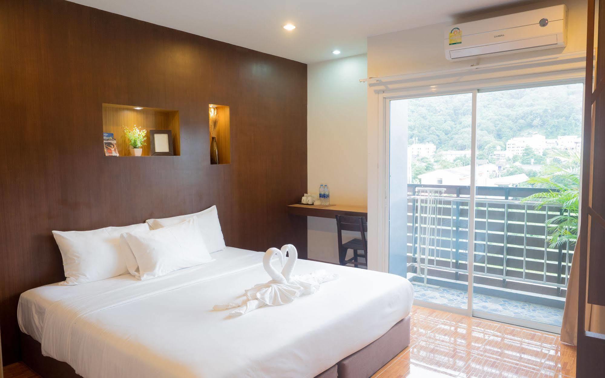 Tree Hug Home Patong Exterior foto